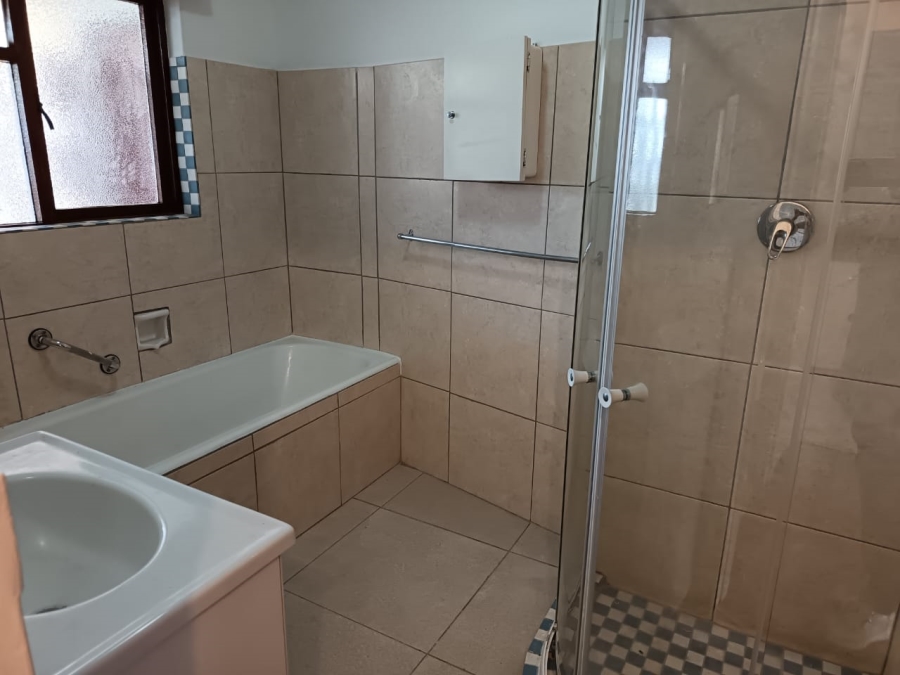 To Let 1 Bedroom Property for Rent in Pinelands Western Cape